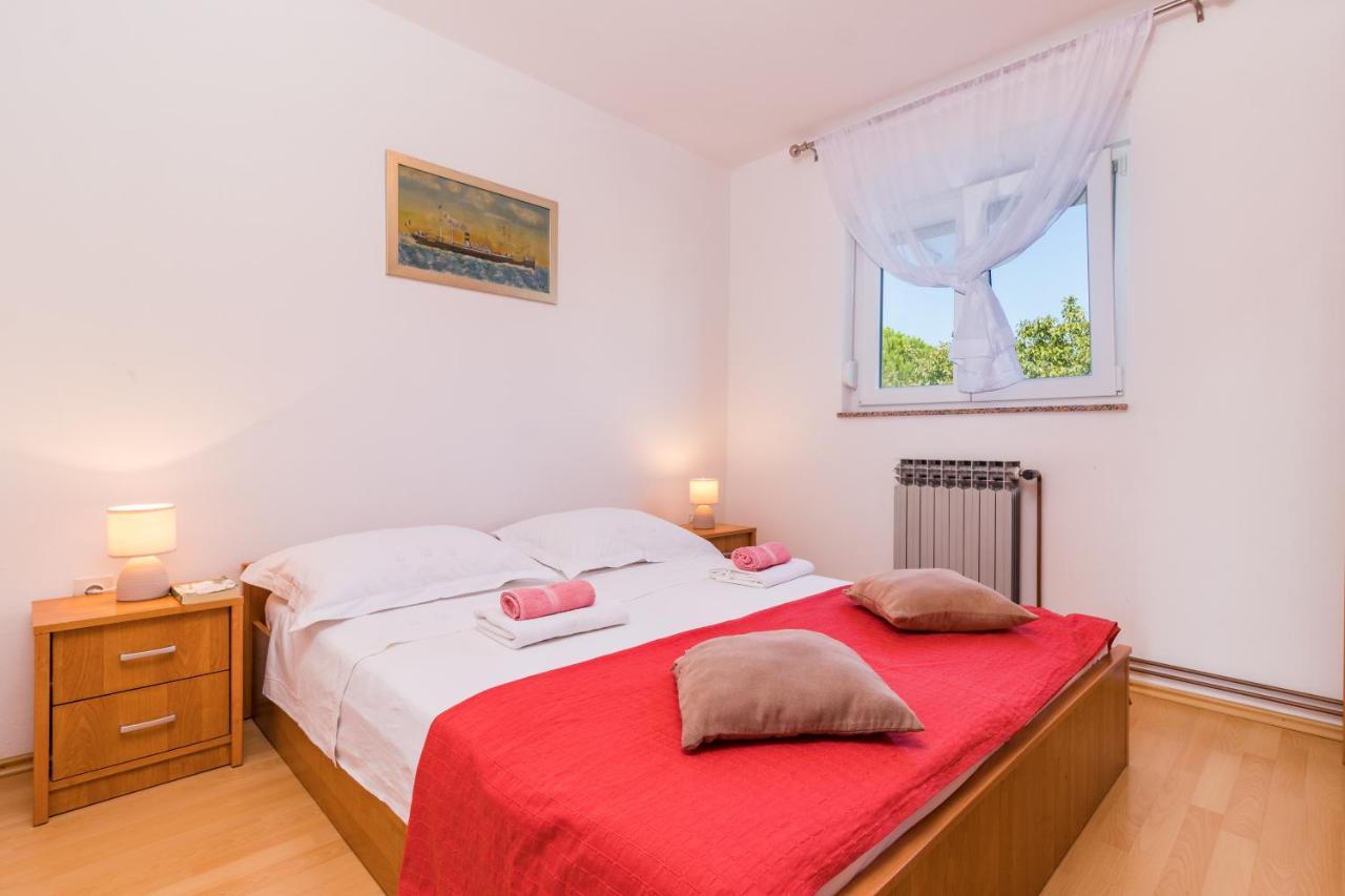 Apartments Kendel Fažana エクステリア 写真